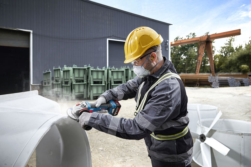 BOSCH Akku-Winkelschleifer GWS 18V-11, L-BOXX 136