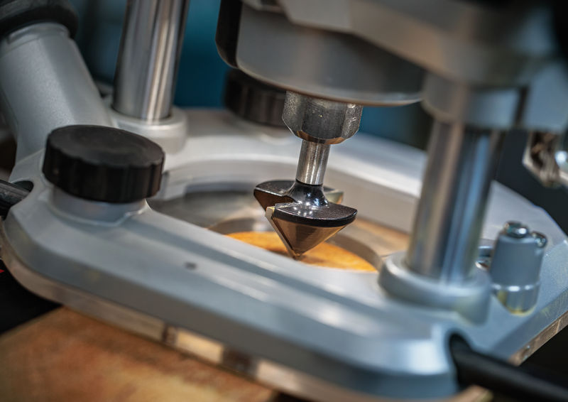 BOSCH PRO Spitznutfräser, 90° x Ø 31,8, Schaft 8 mm