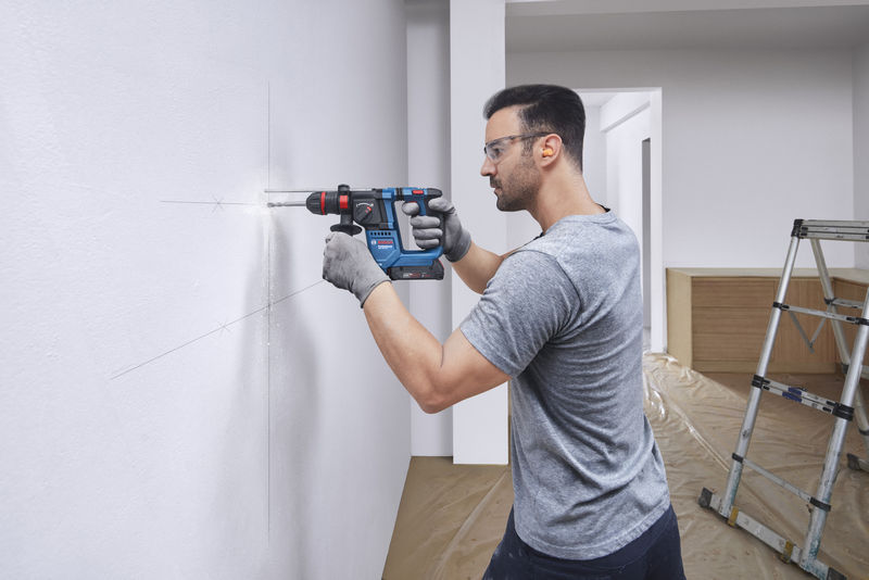 BOSCH Akku-Bohrhammer mit ONECHUCK GBH 18V-18 X BOSCH Akku-Bohrhammer mit ONECHUCK GBH 18V-18 X