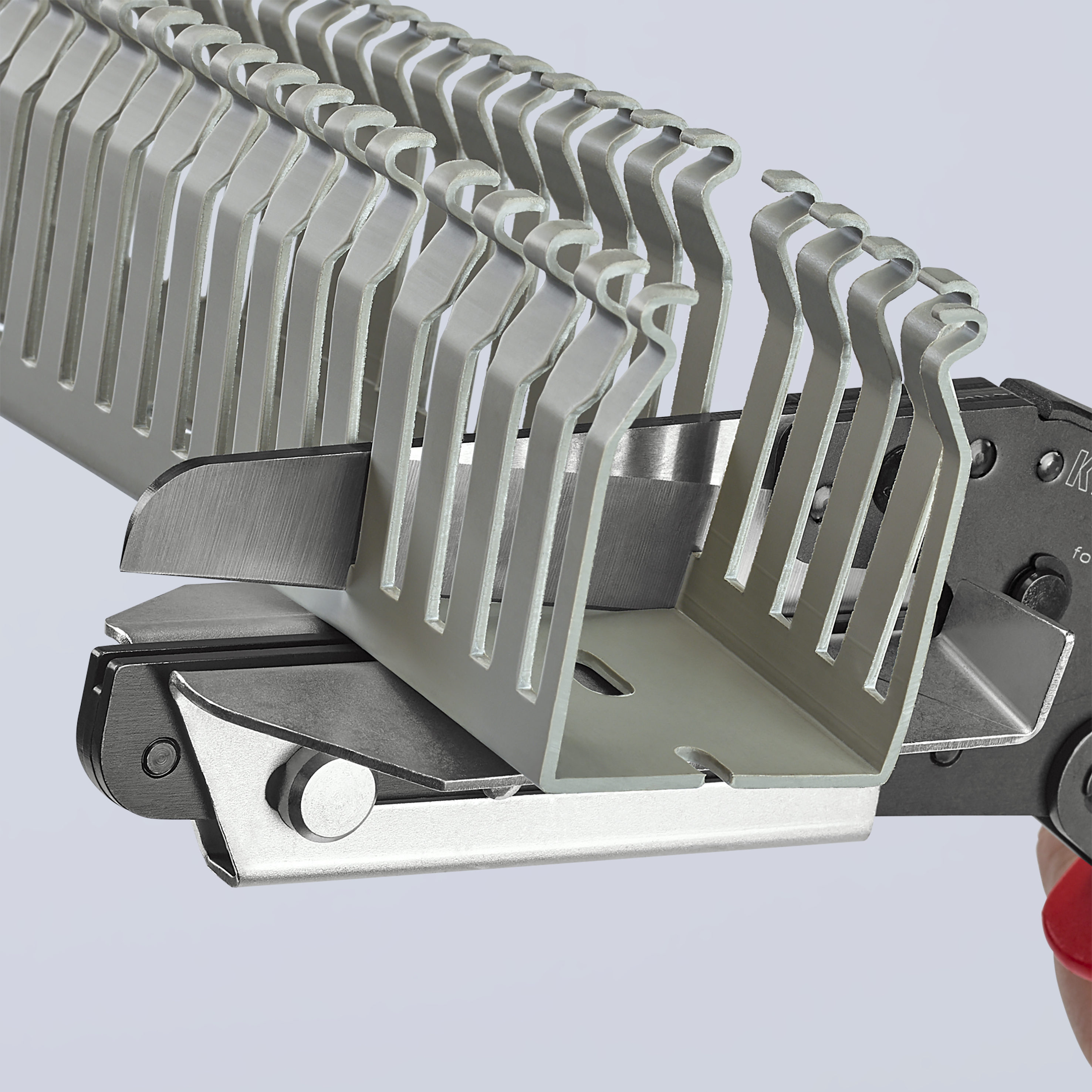 KNIPEX KNIPEX 95 02 21 Schere für Kunststoffe auch für Kabelkanäle 275 mm brüniert mit Mehrkomponenten-Hüllen