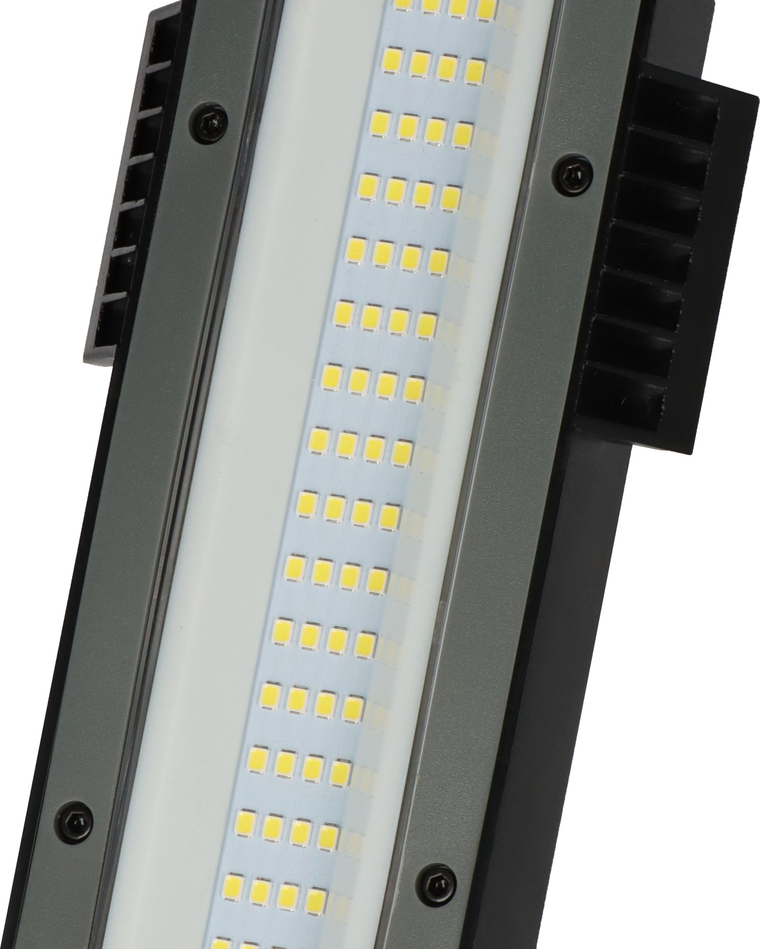 BRENNENSTUHL Multi Battery LED Akku Teleskop Arbeitsstrahler 6050 MA, 7700lm, IP54