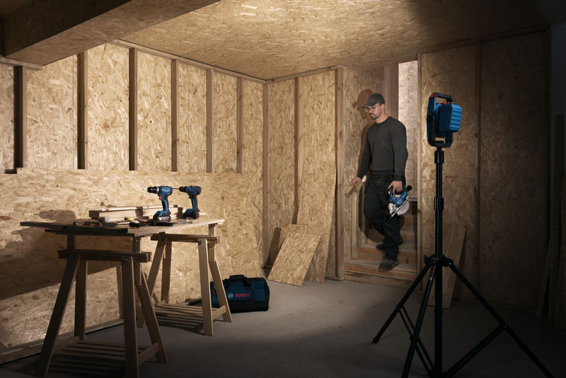 BOSCH Akku-Bauleuchte GLI 18V-3000