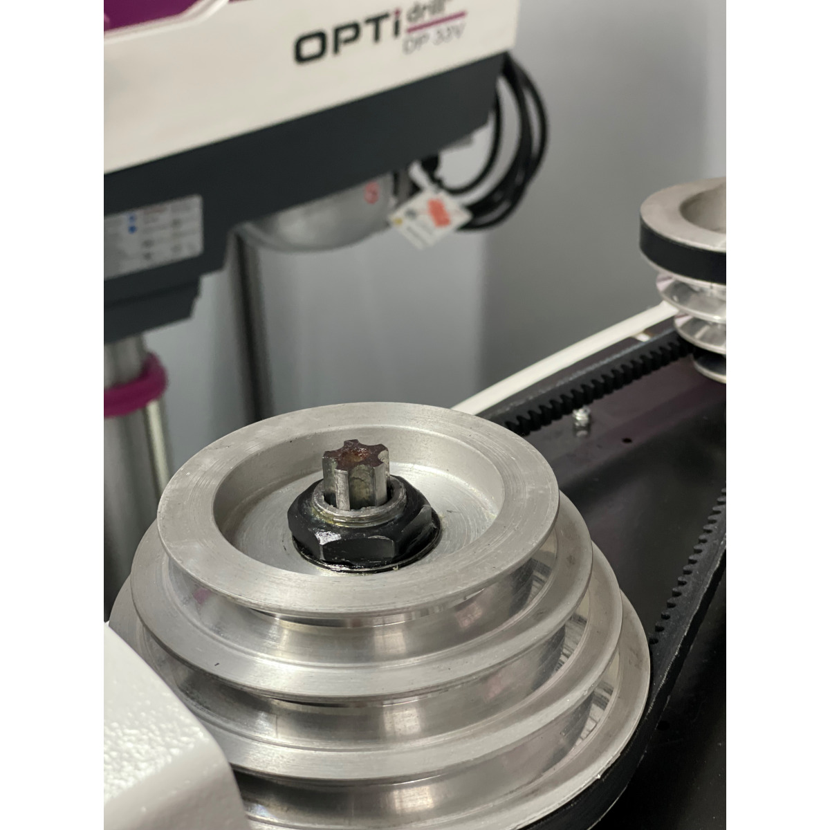 OPTIMUM Säulenbohrmaschine OPTIdrill DP 26-F (400 V)