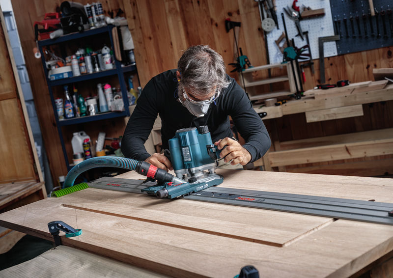 BOSCH PRO Spitznutfräser, 90° x Ø 31,8, Schaft 8 mm