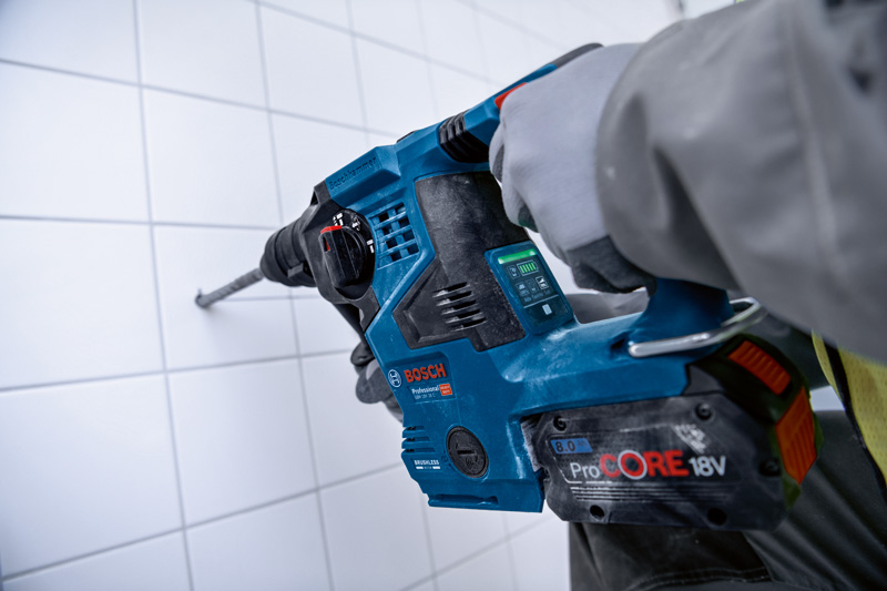 BOSCH Akku-Bohrhammer mit SDS plus GBH 18V-28 C in L-BOXX
