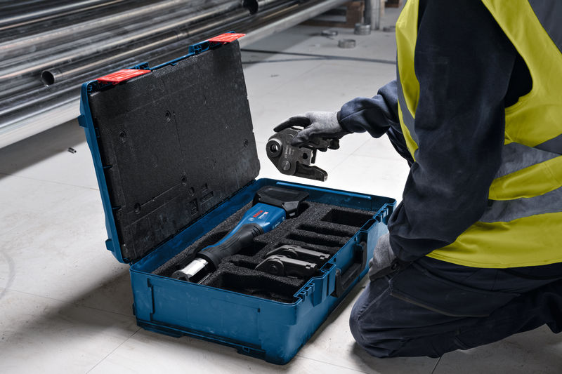 BOSCH Akku-Presswerkzeug GPT 18V-32, 1 x XL-BOXX, Kit TH