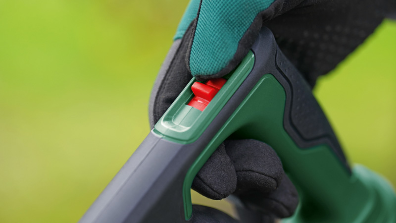 BOSCH Akku-Laubbläser UniversalLeafBlower 18V-130