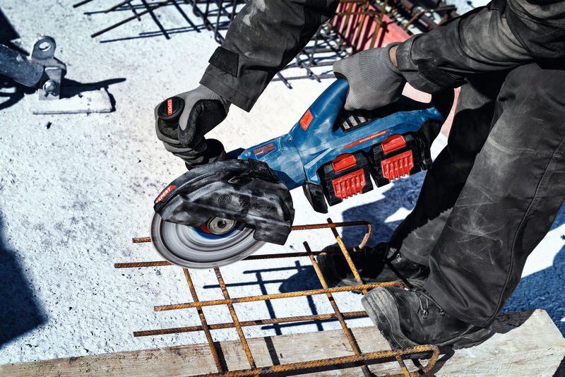 BOSCH EXPERT Akku-Winkelschleifer EXWS18V2-230P
